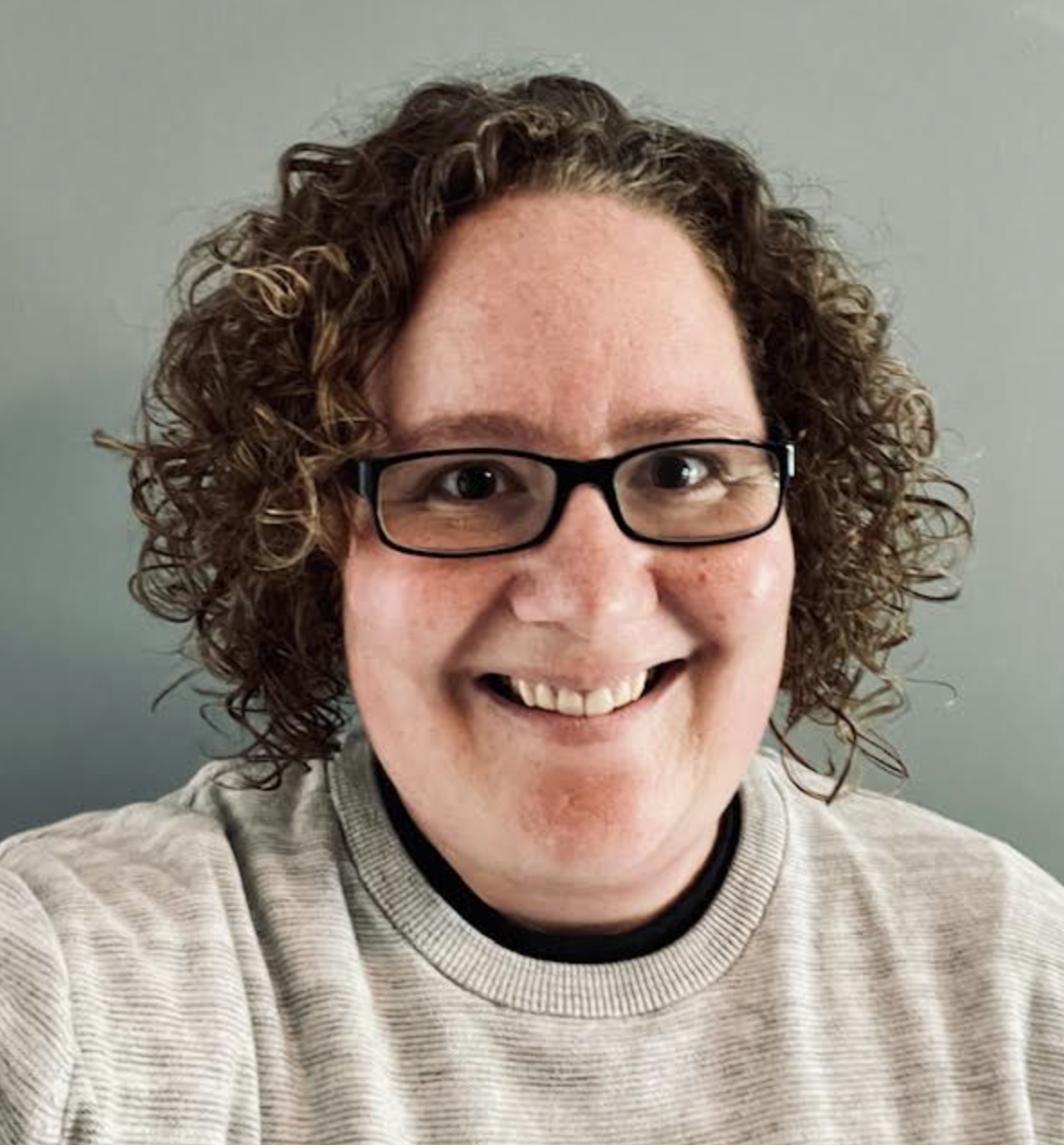 Alison Stoll, LCPC (she/her/hers) - Rooted Connections Counseling